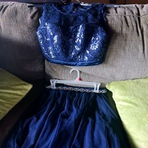 Beautiful sequence size 7 top and bottom skirt